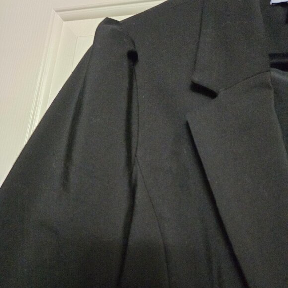 ELLE Black Single-Button Blazer | Women’s Size 8 | Classic Tailored Work Jacket - Picture 5 of 12